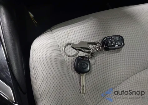 2020 Toyota Corolla Le из США, поврежденный, VIN 5YFEPRAE6LP031862